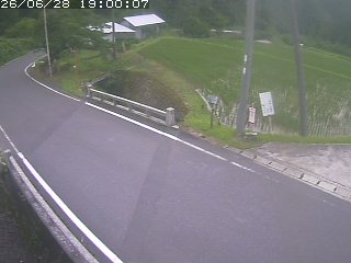 八頭町稗谷