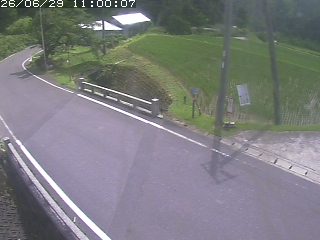 八頭町稗谷