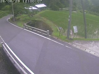 八頭町稗谷