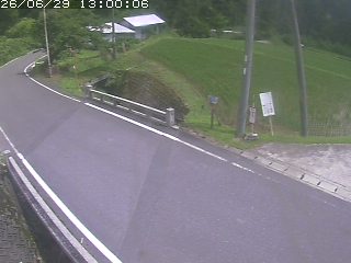 八頭町稗谷