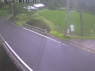 八頭町稗谷