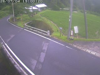 八頭町稗谷