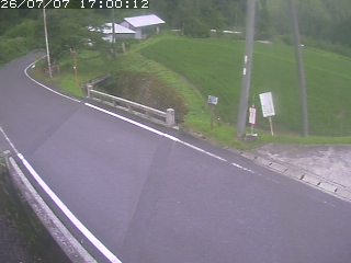 八頭町稗谷