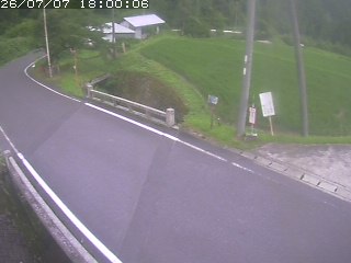 八頭町稗谷