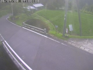 八頭町稗谷