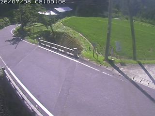 八頭町稗谷
