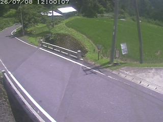 八頭町稗谷