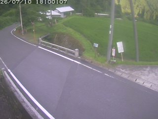 八頭町稗谷