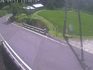 八頭町稗谷