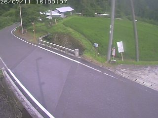 八頭町稗谷