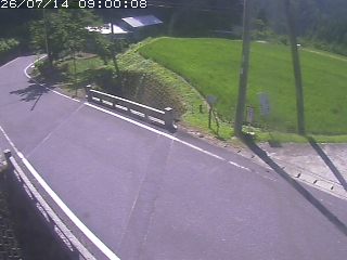 八頭町稗谷