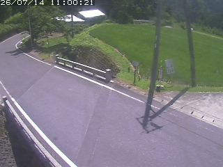 八頭町稗谷