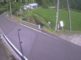 八頭町稗谷