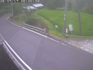八頭町稗谷