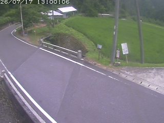 八頭町稗谷