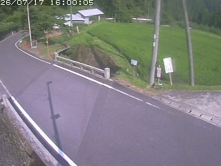 八頭町稗谷