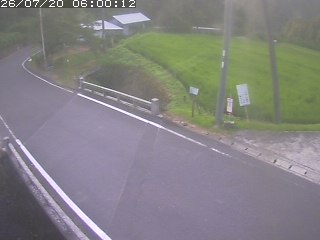 八頭町稗谷