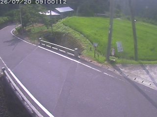八頭町稗谷