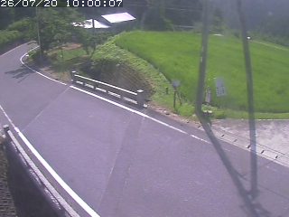 八頭町稗谷