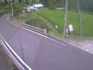 八頭町稗谷