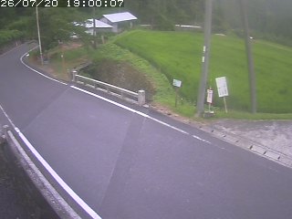 八頭町稗谷