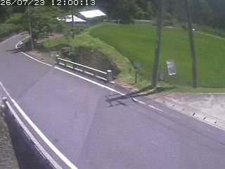 八頭町稗谷