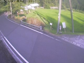 八頭町稗谷
