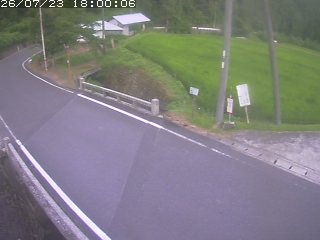 八頭町稗谷