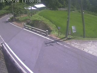 八頭町稗谷