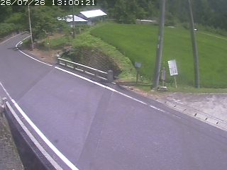 八頭町稗谷