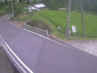 八頭町稗谷