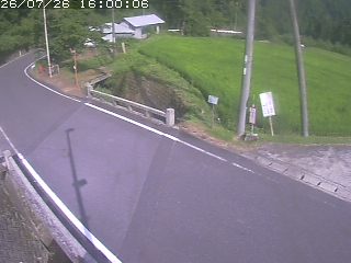八頭町稗谷