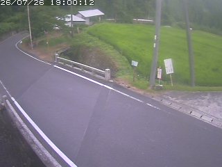 八頭町稗谷