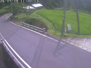 八頭町稗谷