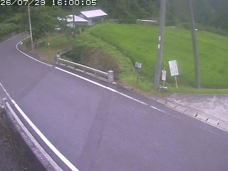 八頭町稗谷