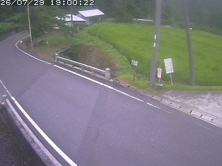八頭町稗谷