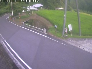 八頭町稗谷