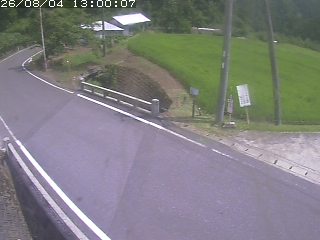 八頭町稗谷