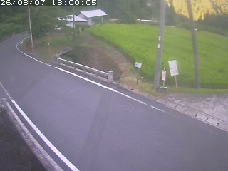 八頭町稗谷