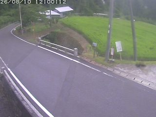八頭町稗谷