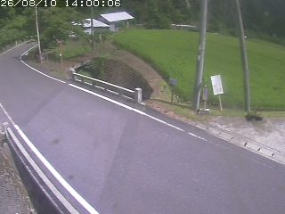 八頭町稗谷