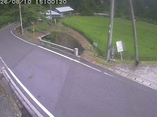 八頭町稗谷