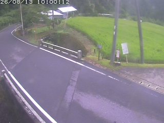 八頭町稗谷