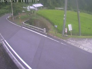 八頭町稗谷