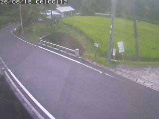 八頭町稗谷
