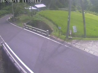 八頭町稗谷