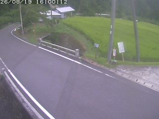 八頭町稗谷