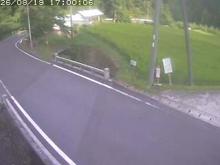八頭町稗谷
