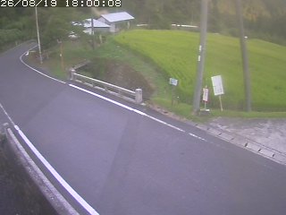 八頭町稗谷