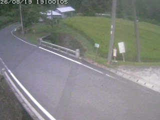 八頭町稗谷